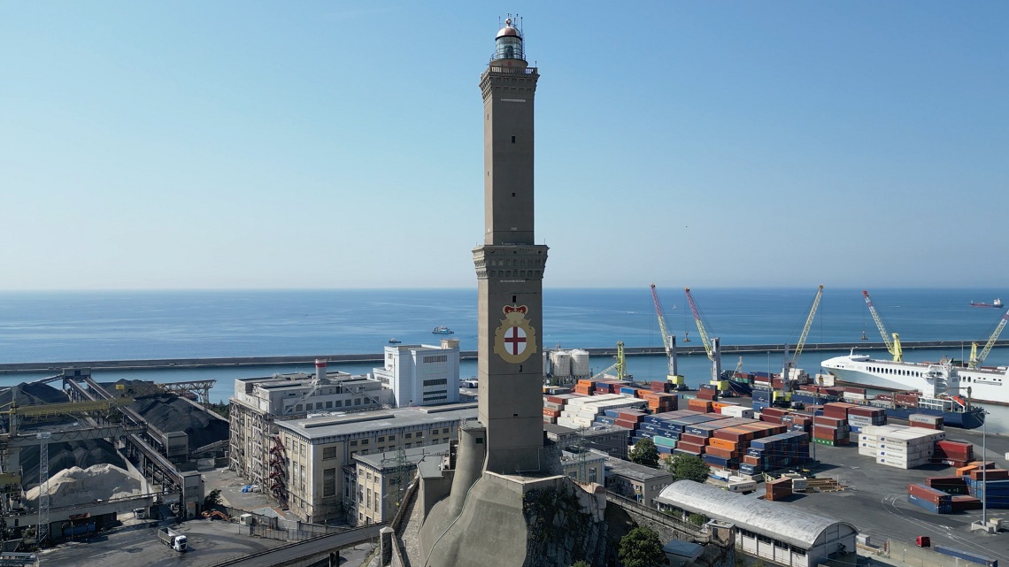 La Lanterna di Genova è il Faro dell'Anno 2024