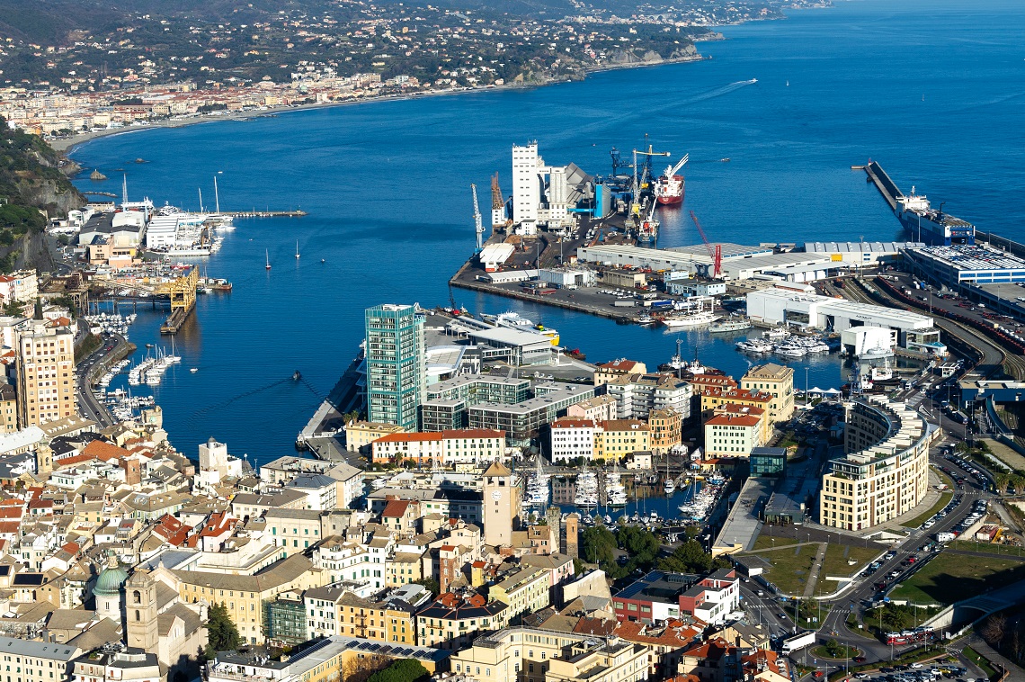 immagine box homepage porto di vado ligure